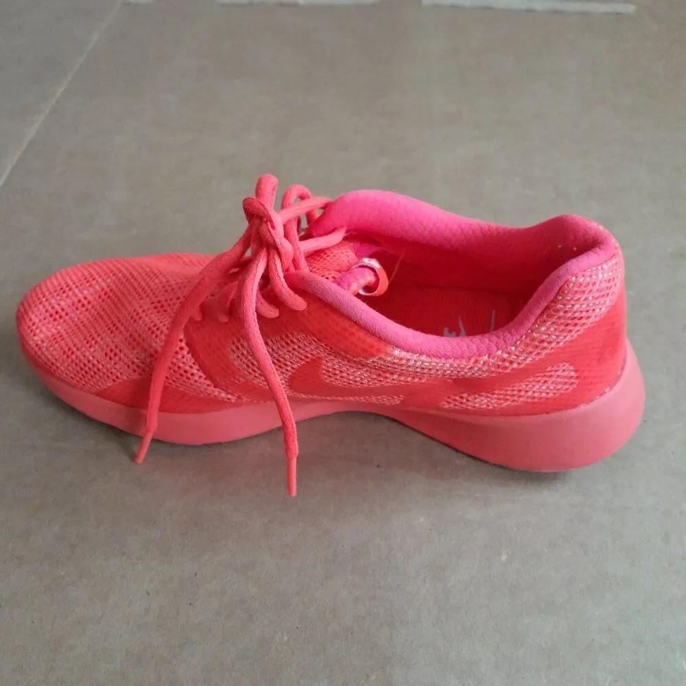 Nike DRS Dual Ride Systems Slip On Hybrid Shoes Red Woman’s Size 7